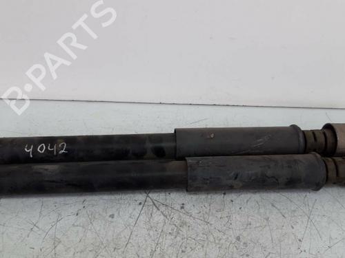 Used Right rear shock absorber RENAULT CLIO II (BB_, CB_) [1998-2016]  21608581