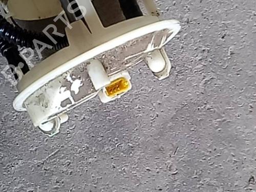 Used Fuel pump RENAULT MEGANE II (BM0/1_, CM0/1_) [2001-2012]  21618255