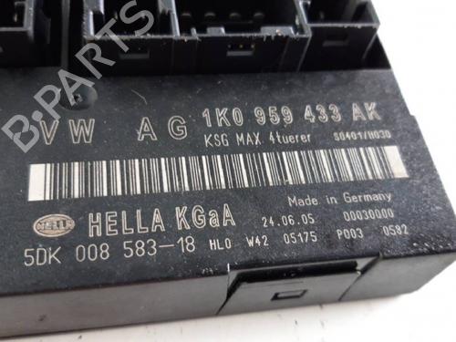 Zekeringkast VW TOURAN (1T1, 1T2) [2003-2011]  21618685