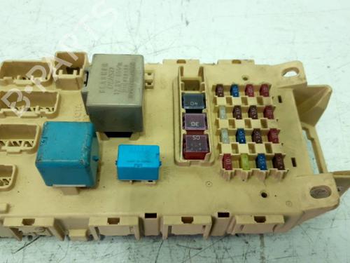 Used Fuse box TOYOTA YARIS (_P1_) [1999-2005]  21620422