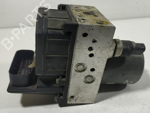 Used ABS pump TOYOTA COROLLA Verso (ZER_, ZZE12_, R1_) [2004-2009]  21620529