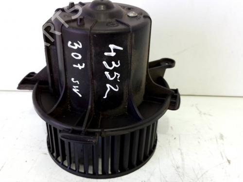Used Heater blower motor PEUGEOT 307 SW (3H) [2002-2009]  21623684