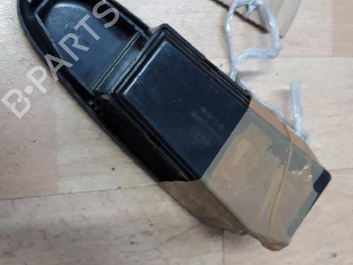 Right front window switch HYUNDAI COUPE I (RD)  | BP21624041I26