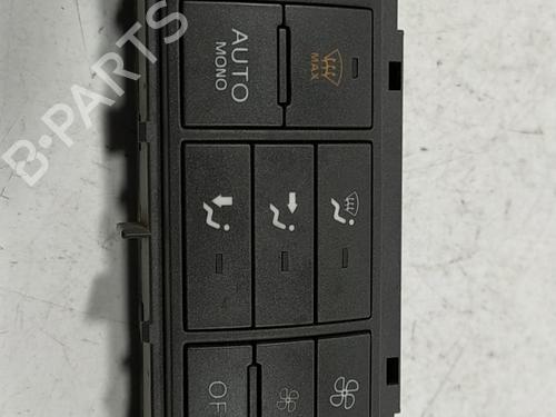 Used Climate control FORD FOCUS II (DA_, HCP, DP) 1.6 TDCi (109 hp) 21628181