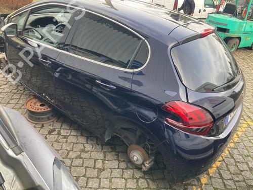 Brugte PEUGEOT 208 I (CA_, CC_) 1.5 BlueHDI 100 (102 hp) 4407534