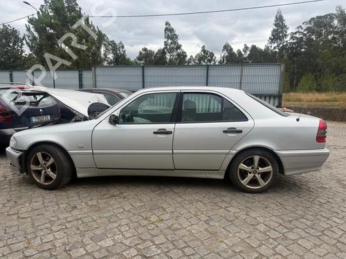 Brugte MERCEDES-BENZ C-CLASS (W202) C 200 Kompressor (202.025) 4813730