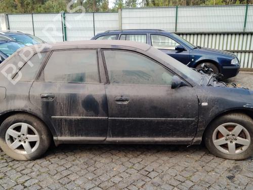 Used Parts AUDI A3 (8L1)  1.9 TDI  4923656