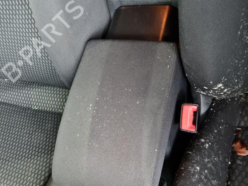 Armlene VW TIGUAN (5N_) [2007-2018]  32368750