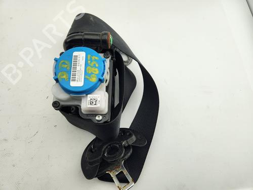 front-right-seatbelt-peugeot-108-2014-33929029 main image