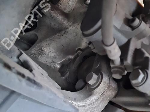 Used Right rear steering knuckle Right rear steering knuckle 38045854 38045854