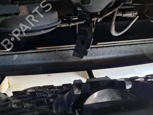 Used Front bumper reinforcement NISSAN X-TRAIL II (T31) 2.0 dCi 4x4 (150 hp) 21658511
