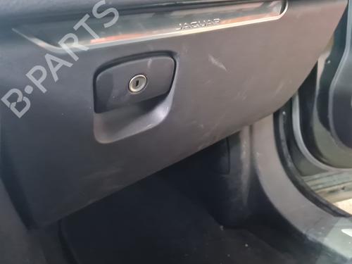 Boîte à gants JAGUAR F-PACE (X761) 2.0 Ti4 AWD (250 hp) 31062649