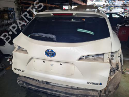 tailgate-toyota-corolla-saloon-_e21_-2019-32866706 main image
