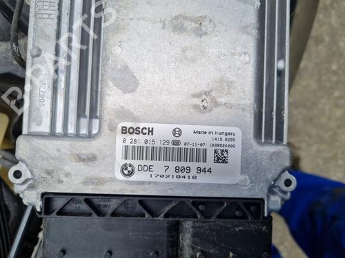 Used Engine control unit (ECU) BMW 5 (E60) 530 d (235 hp) 21648362