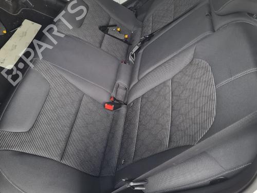 rear-seat-kia-niro-i-de-2016-2017-2018-2019-2020-2021-2022-28703236 main image