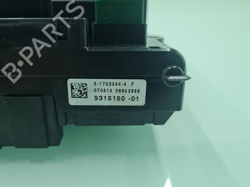 Fuse box BMW X4 (F26) xDrive 20 d | BP21638592E1 