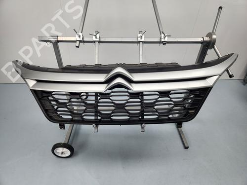 Used Grille CITROËN JUMPER II Van 2.0 BlueHDi 130 4x4 (130 hp) 30270284