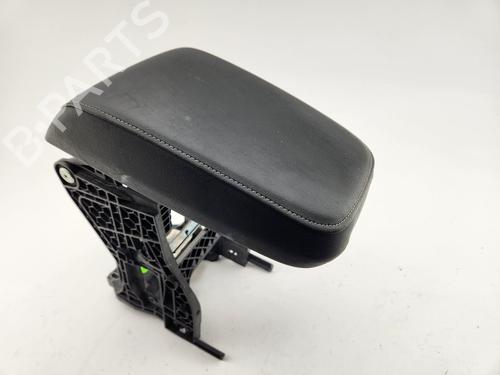 armrest-center-console-skoda-karoq-nu7-nd7-2017-24894146 main image