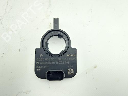 Used Electronic sensor Electronic sensor MERCEDES-BENZ VITO / MIXTO Van (W639) 110 CDI (639.601, 639.603, 639.605) (95 hp) 40443638 40443638