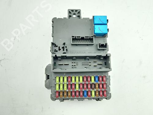 Used Fuse box Fuse box HONDA CR-V V (RW_, RT_) 2.0 e-CVT Hybrid (RT5) (215 hp) 40006071 40006071