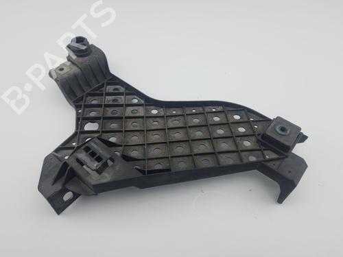 Used Right headlight support Right headlight support AUDI Q3 (8UB, 8UG) 2.0 TDI quattro (177 hp) 35986521 35986521
