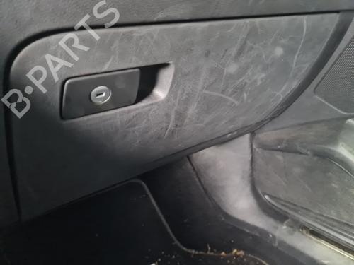Used Glove box Glove box VW PASSAT B8 Variant (3G5, CB5) 2.0 TDI (150 hp) 29722358 29722358