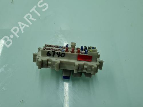 fuse-box-nissan-navara-np300-d40-2004-21649545 main image