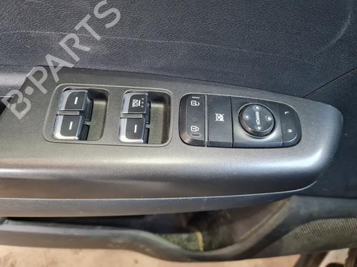 Used Left front window switch KIA SPORTAGE IV (QL, QLE) 1.7 CRDi (116 hp) 24824666