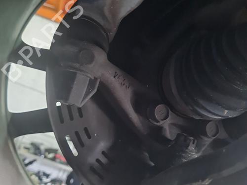 Used Left front steering knuckle Left front steering knuckle TOYOTA YARIS CROSS (MXP_) 1.5 Hybrid (MXPJ10) (92 hp) 34401662 34401662