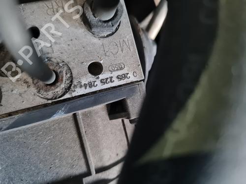 Used ABS pump TOYOTA COROLLA Verso (ZER_, ZZE12_, R1_) [2004-2009]  22388473