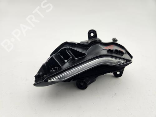 Used Right headlight Right headlight YAMAHA MOTORCYCLES YZF-R YZF-R 125 Race Replica (RE06) (15 hp) 34401339 34401339