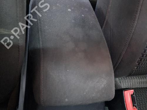 Used Armrest / Center console Armrest / Center console AUDI Q3 (8UB, 8UG) 2.0 TDI quattro (177 hp) 35962441 35962441