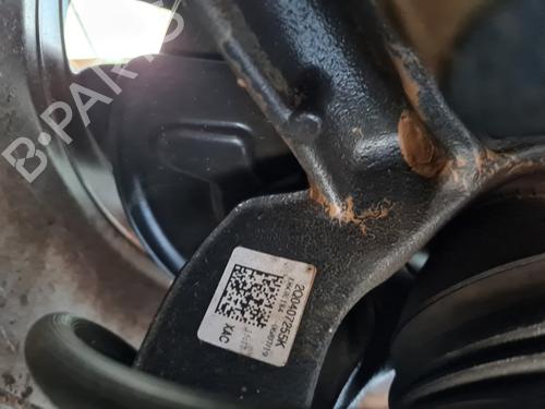 Used Left front steering knuckle SEAT ARONA (KJ7, KJP) [2017-2025]  23229038