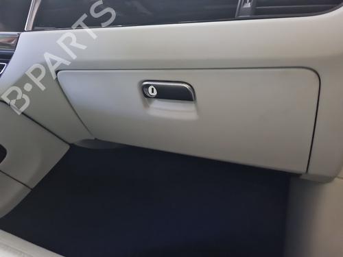 Used Glove box Glove box PORSCHE MACAN (95B) 2.9 GTS (95BBL1) (380 hp) 39407049 39407049
