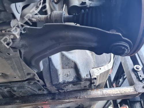 Used Left front suspension arm RENAULT CLIO IV (BH_) [2012-2021]  32219809