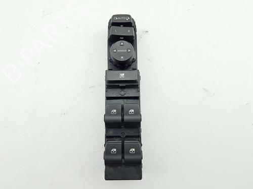 Used Left front window switch Left front window switch HYUNDAI i30 (PDE, PD, PDEN) 2.0 N (275 hp) 39695617 39695617