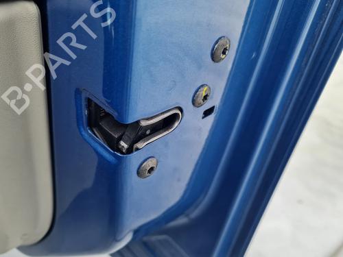 front-right-lock-volvo-v40-hatchback-525-d2-2012-2013-2014-2015-2016-2017-2018-2019-21645752 main image