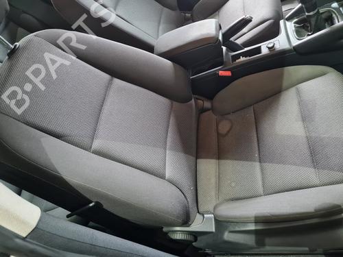 Used Right front seat AUDI A3 Sportback (8PA) 1.6 TDI (105 hp) 21656678