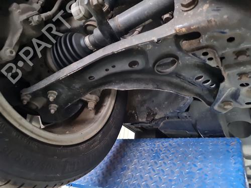 Used Right front suspension arm Right front suspension arm 38591001 38591001