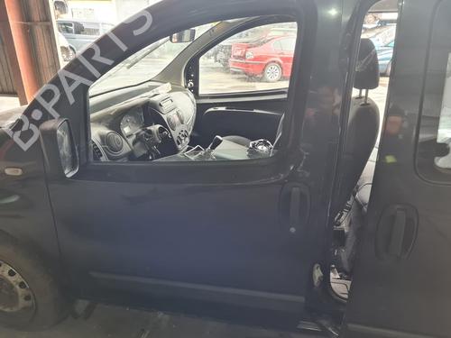 Used Left front door PEUGEOT BIPPER (AA_) [2008-2025]  21655260