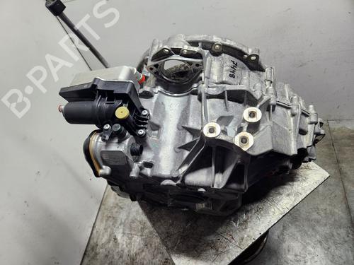 Used Gearbox MERCEDES-BENZ GLA-CLASS (X156) GLA 200 CDI / d (156.908) (136 hp) 24311254
