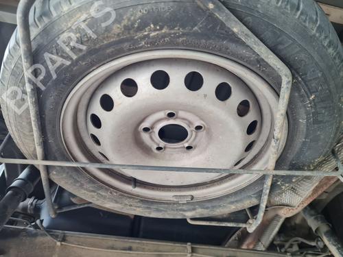 Used Jack Kit RENAULT KANGOO / GRAND KANGOO II (KW0/1_) [2008-2025]  29915072