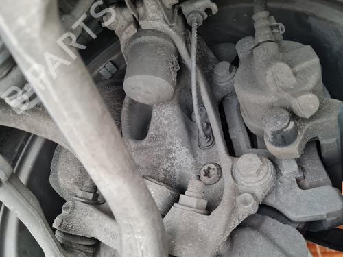 Used Right front steering knuckle BMW 1 (F20) 118 d (143 hp) 21655195