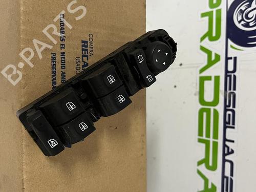 Used Left front window switch Left front window switch RENAULT MEGANE IV Saloon 1.6 SCe (LVM0) (115 hp) 21660678 21660678