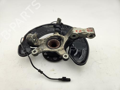 Used Left front steering knuckle MERCEDES-BENZ A-CLASS (W176) A 45 AMG 4-matic (176.052) (360 hp) 25925819