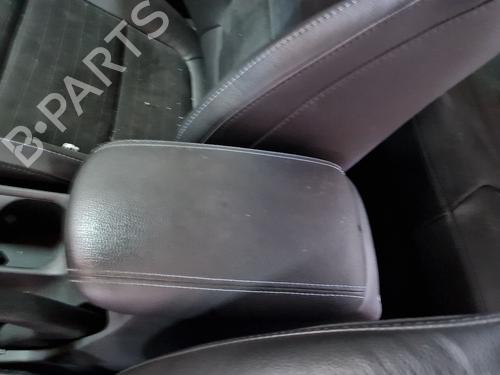 Used Armrest / Center console Armrest / Center console 37693239 37693239