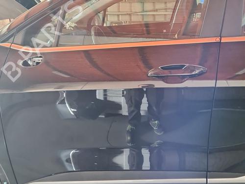 Used Left front door Left front door 37607465 37607465