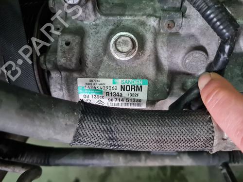 Used AC compressor AC compressor PEUGEOT 5008 (0U_, 0E_) [2009-2017] 33852599 33852599