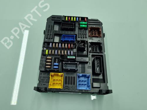 Used Fuse box CITROËN BERLINGO (ER_, EC_) 1.5 BlueHDi 100 (102 hp) 21638738