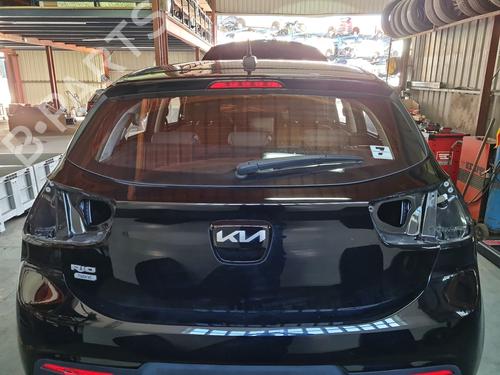 Used Tailgate Tailgate KIA RIO IV (YB, SC, FB) 1.0 T-GDI 100 Eco-Dynamics+ (101 hp) 39746455 39746455